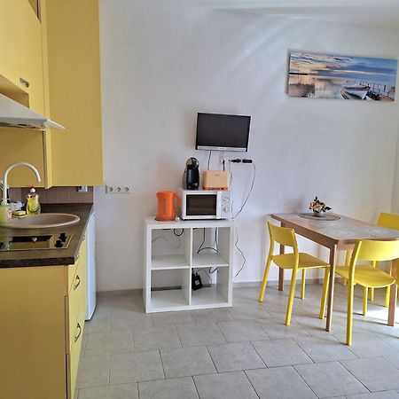 Geltoni Apartamentai Palanga Ngoại thất bức ảnh