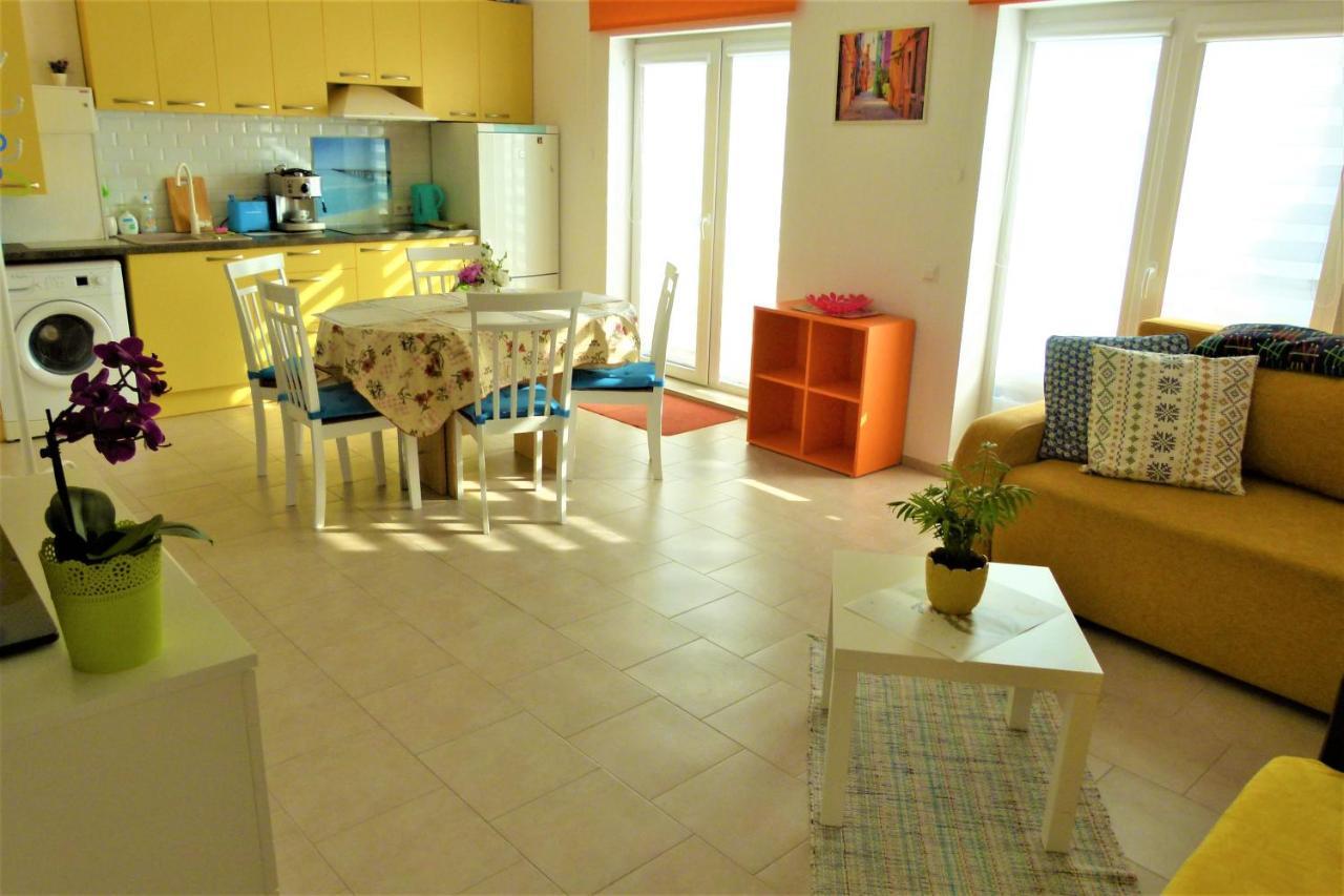 Geltoni Apartamentai Palanga Ngoại thất bức ảnh